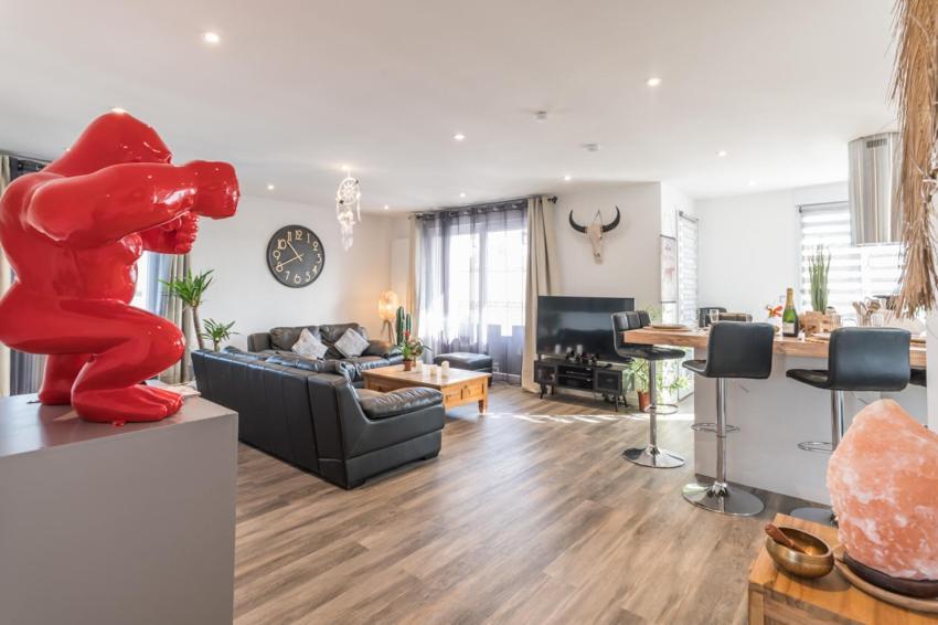 - Luxueux Casa Selva - Parking Gratuit - Spacieux - Balcon - Wifi